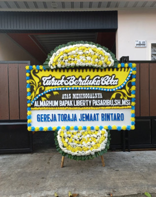 Papan Bunga Duka di Air Teman